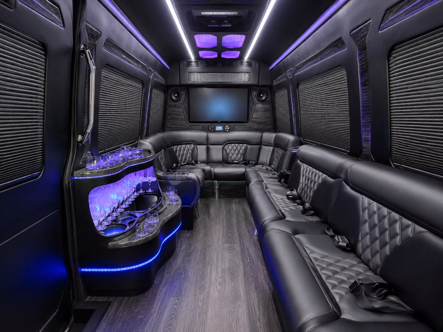 lawton custom day trip and driving tour bus rentals